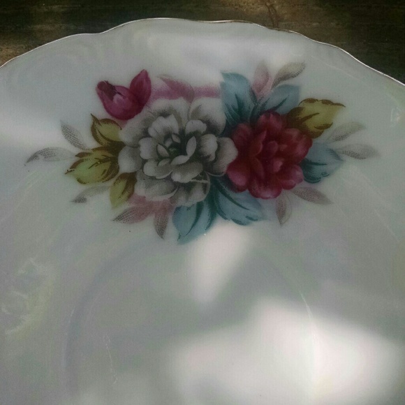 Vintage Japanese Porcelain Footed Teacup & Saucer - Picture 3 of 8